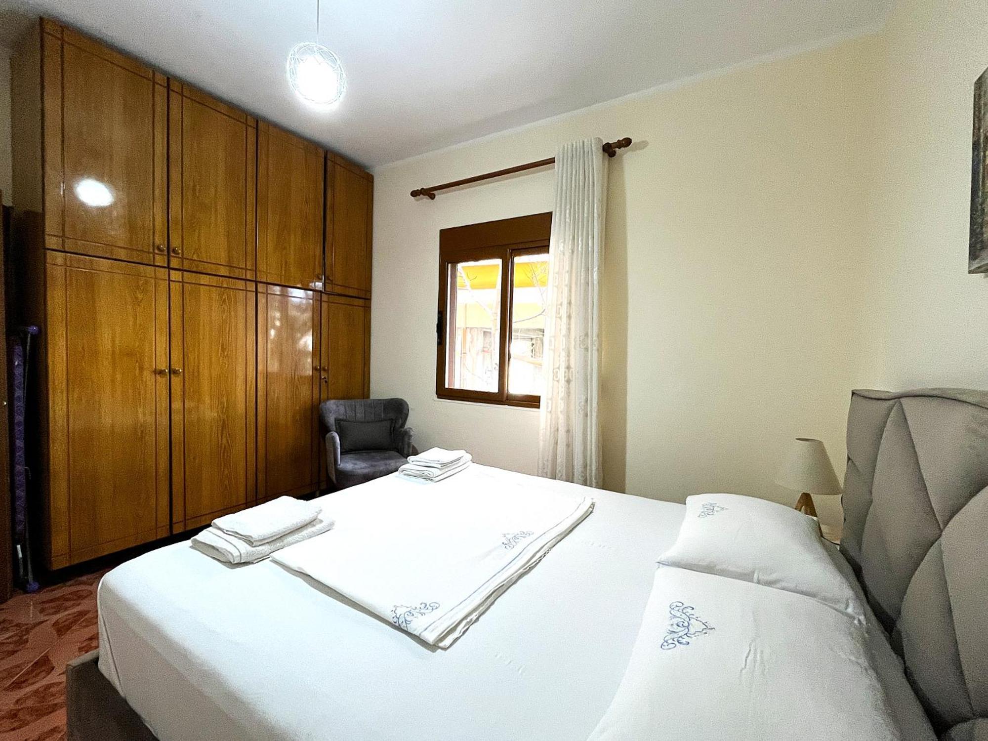 Beach & Chill Apartments Влёра Экстерьер фото